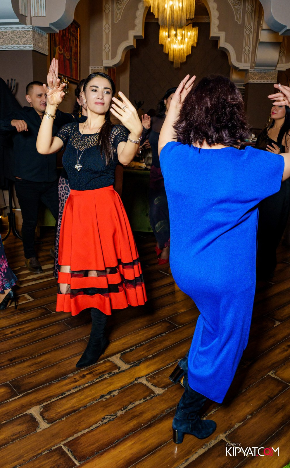 РЕСТОРАН NARSHARAB. КИПЯТКОМ АЛМАТЫ!