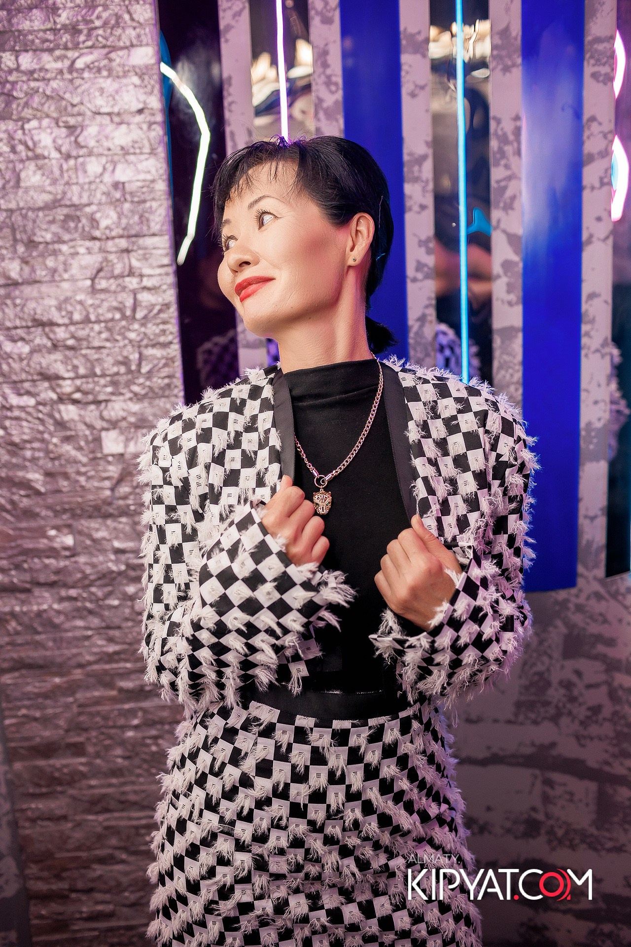 УХО И МЕДВЕДЬ НА ГАГАРИНА. КИПЯТКОМ АЛМАТЫ!