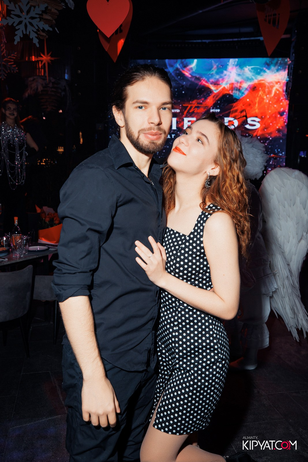 FRIENDS BAR & TERRACE. КИПЯТКОМ АЛМАТЫ!