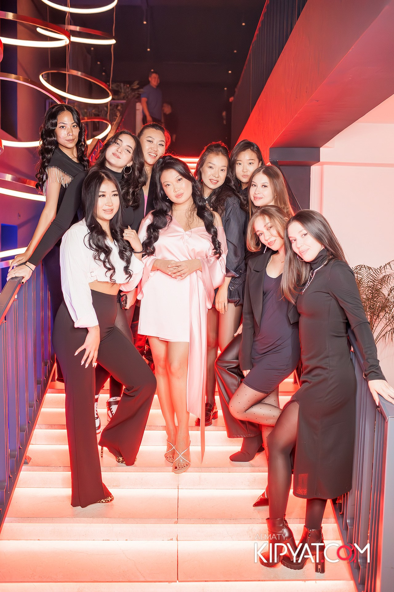 QUEEN. КИПЯТКОМ АЛМАТЫ!