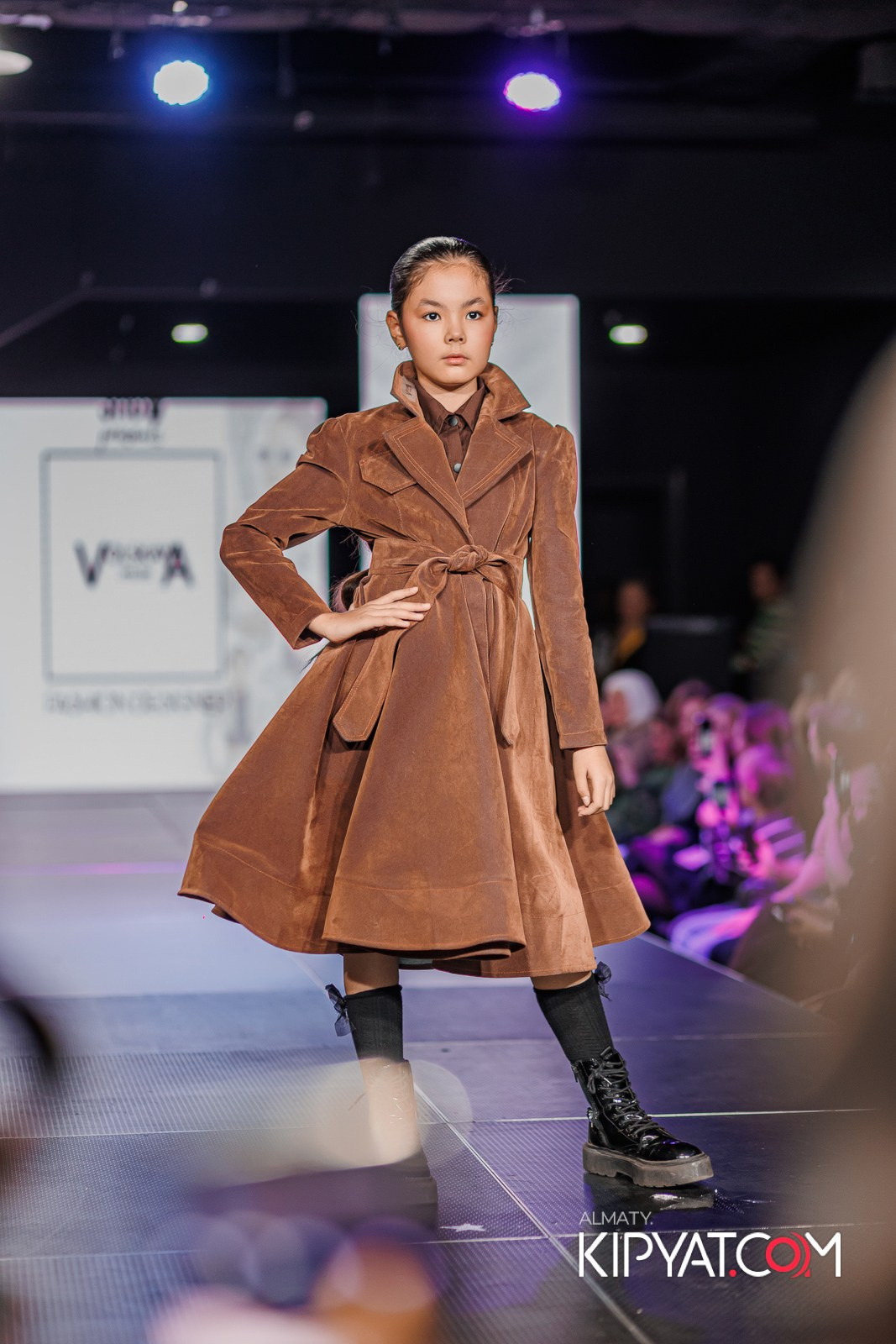 JUNIOR MODELS SHOW В РАМКАХ БЛАГОТВОРИТЕЛЬНОГО ПРОЕКТА МОДА ЗА СЧАСТЬЕ ДЕТЕЙ. КИПЯТКОМ АЛМАТЫ!