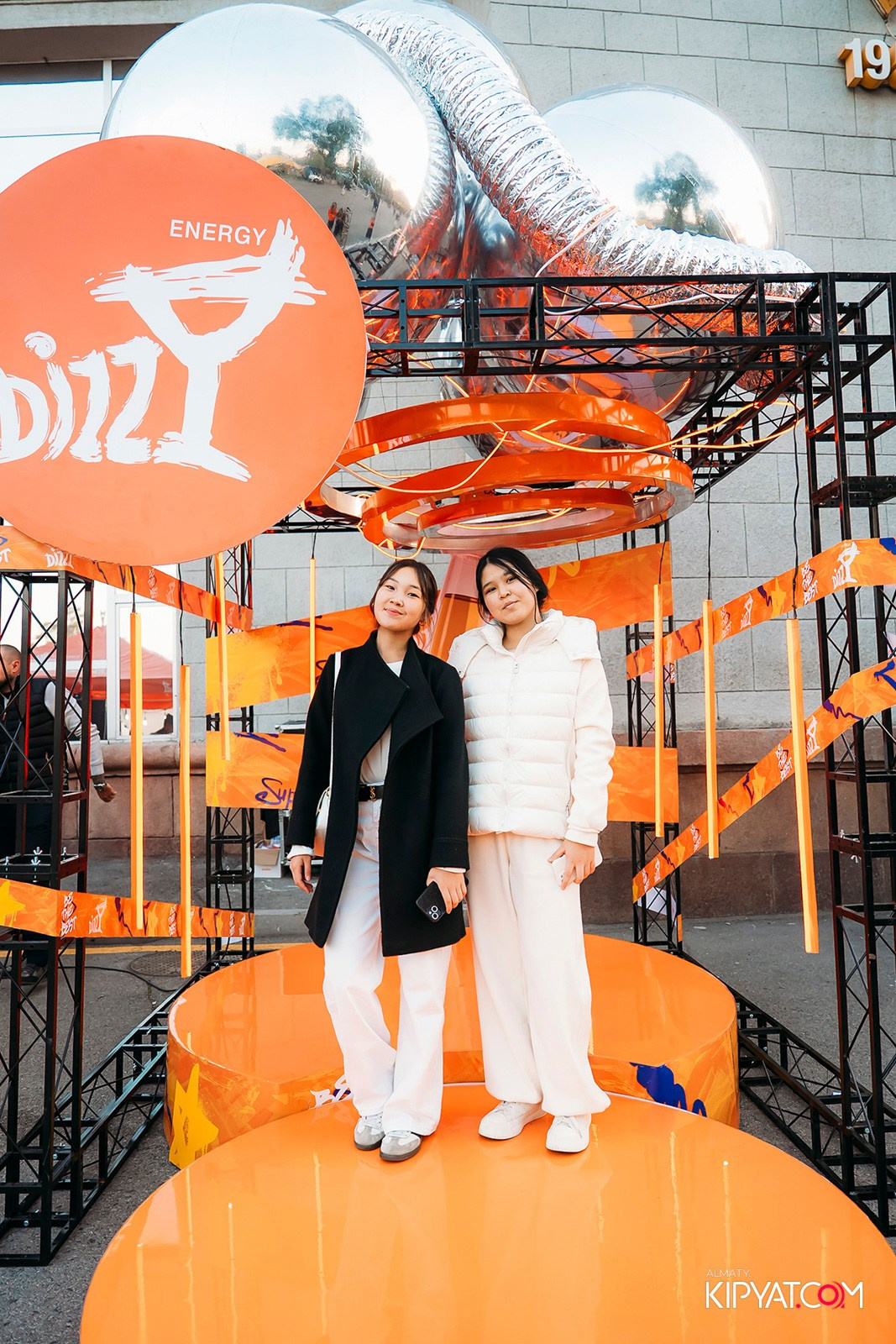 КОНЦЕРТ МИРАСА ЖУГУНУСОВА НА ЦЕНТРАЛЬНОМ СТАДИОНЕ. КИПЯТКОМ АЛМАТЫ!