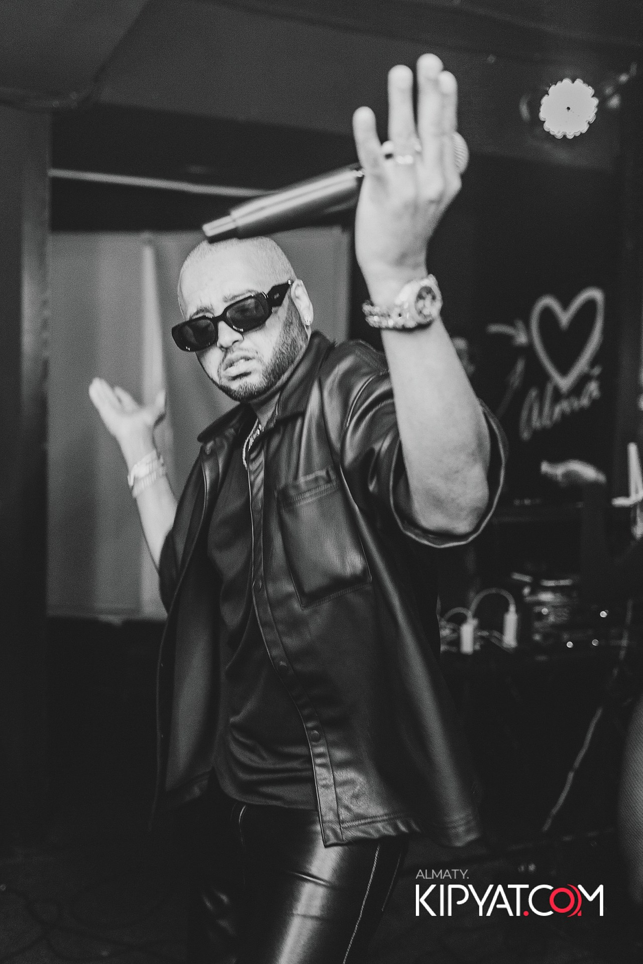 ШАШЛЫКОФФ. КИПЯТКОМ АЛМАТЫ!