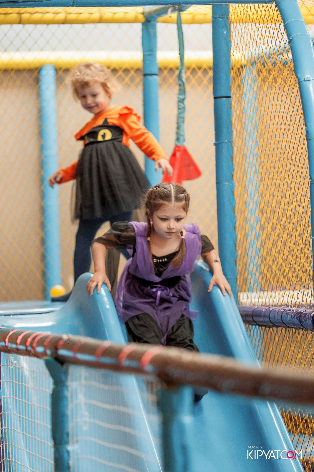 HALLOWEEN В KINDER BOOM. КИПЯТКОМ АЛМАТЫ!