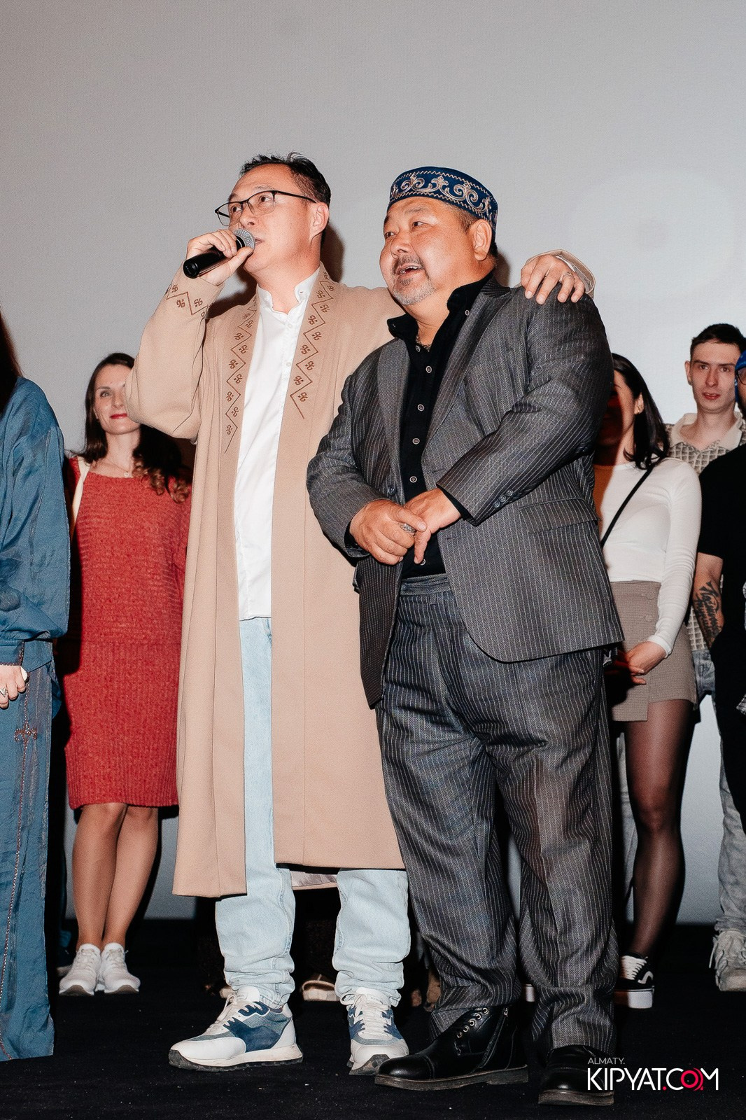 ЗАКРЫТЫЙ ПОКАЗ ФИЛЬМА «ВСЕ НА МОСЛЫ. БИТВА ПОКОЛЕНИЙ». КИПЯТКОМ АЛМАТЫ!