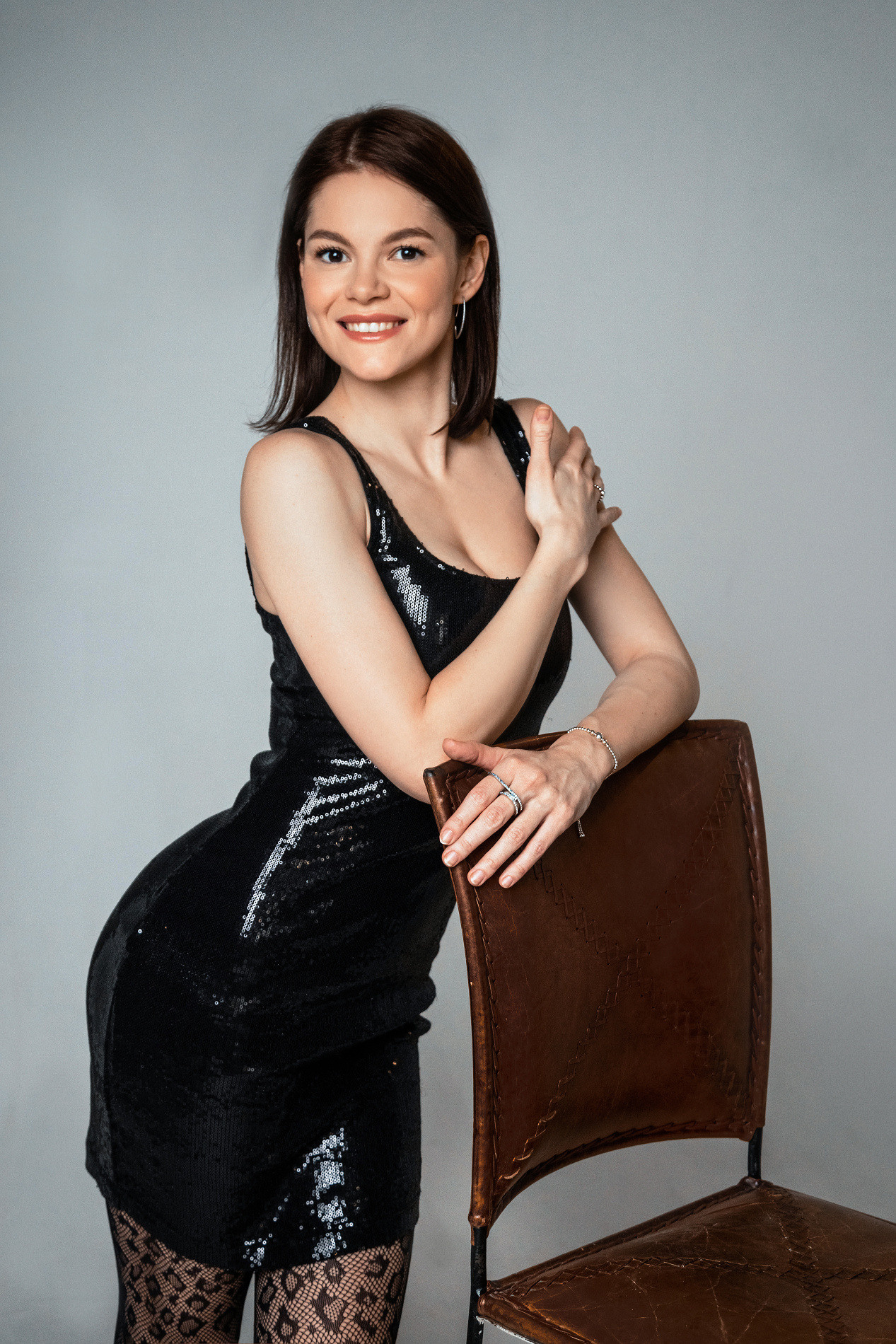 СЕМЬЯ. Фотостудия во Всеволожске. Подходит для всех творческих проектов