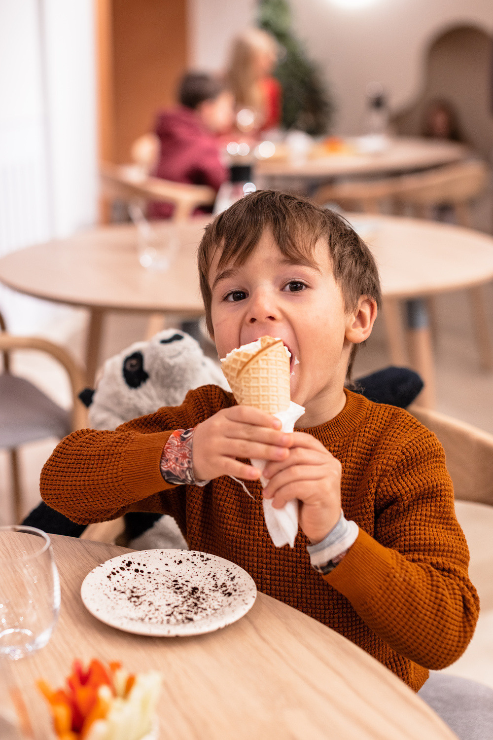 КОРПОРАТИВНЫЕ- Family Bistro. Фотостудия во Всеволожске. Подходит для всех творческих проектов