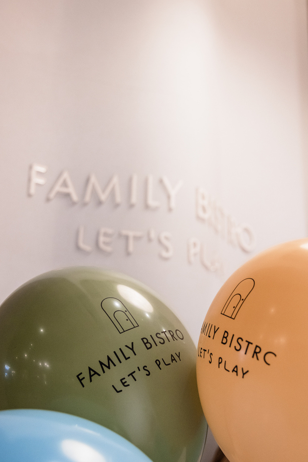 КОРПОРАТИВНЫЕ- Family Bistro. Фотостудия во Всеволожске. Подходит для всех творческих проектов