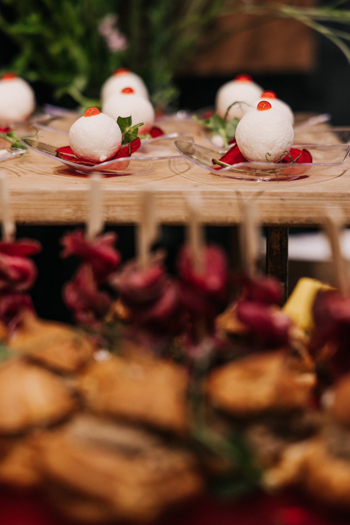 КОРПОРАТИВНЫЕ- Первая Плитная компания. Фотостудия во Всеволожске. Подходит для всех творческих проектов