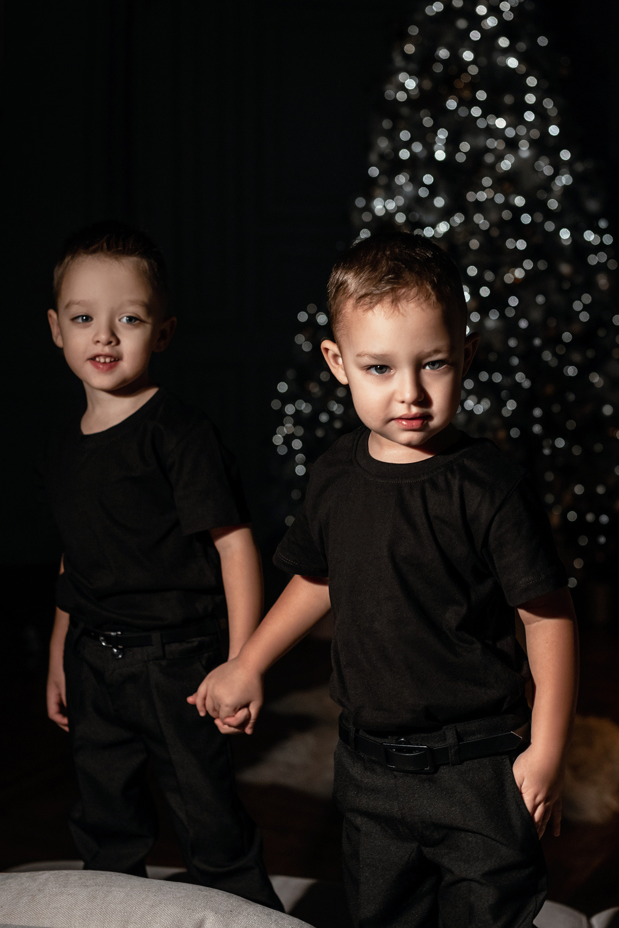 СЕМЬЯ. Фотостудия во Всеволожске. Подходит для всех творческих проектов