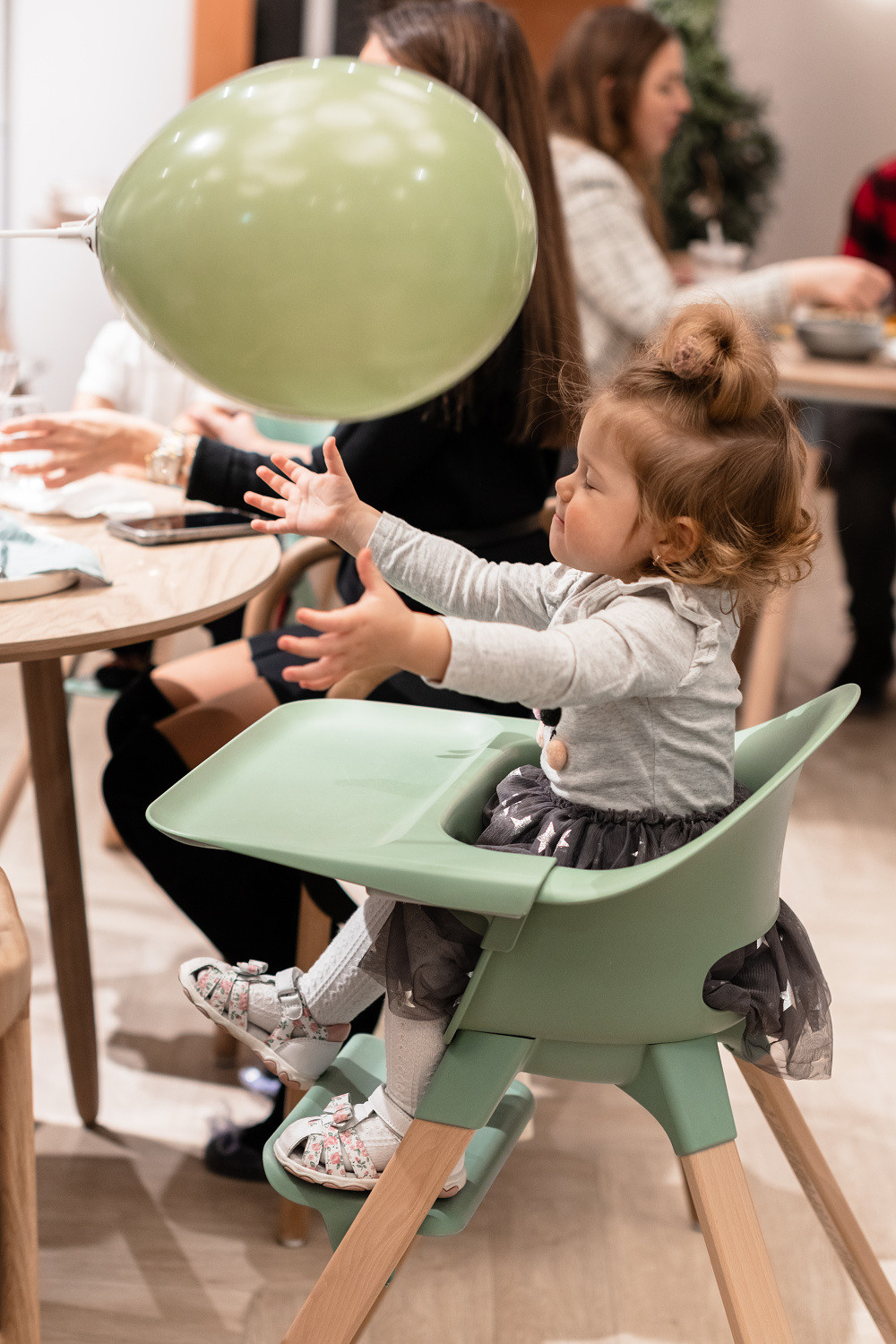 КОРПОРАТИВНЫЕ- Family Bistro. Фотостудия во Всеволожске. Подходит для всех творческих проектов