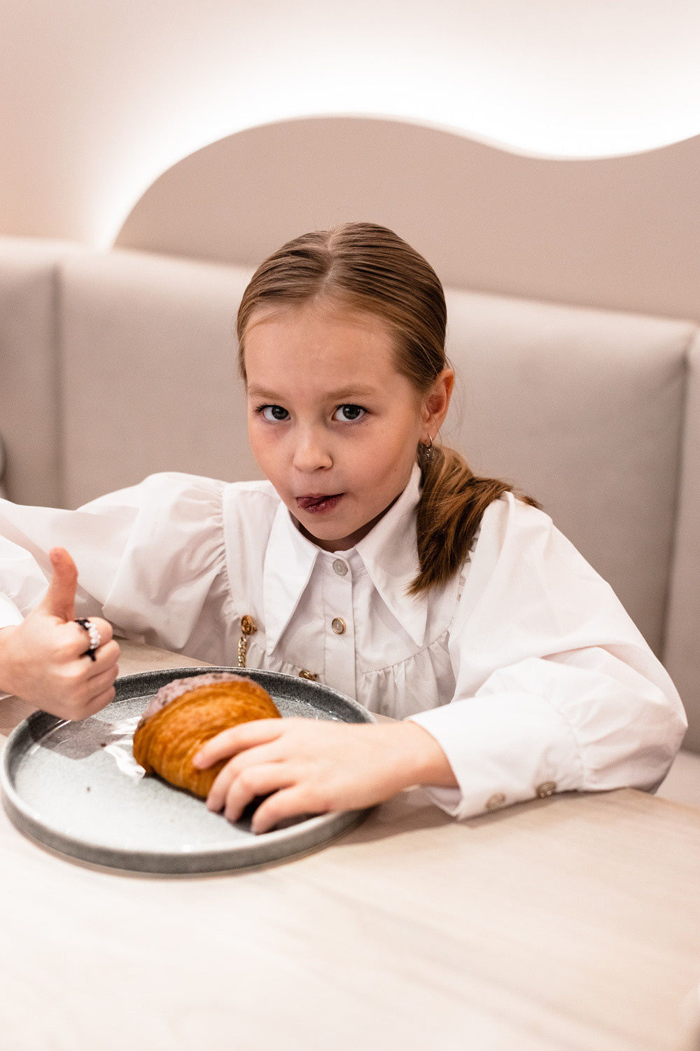 КОРПОРАТИВНЫЕ- Family Bistro. Фотостудия во Всеволожске. Подходит для всех творческих проектов