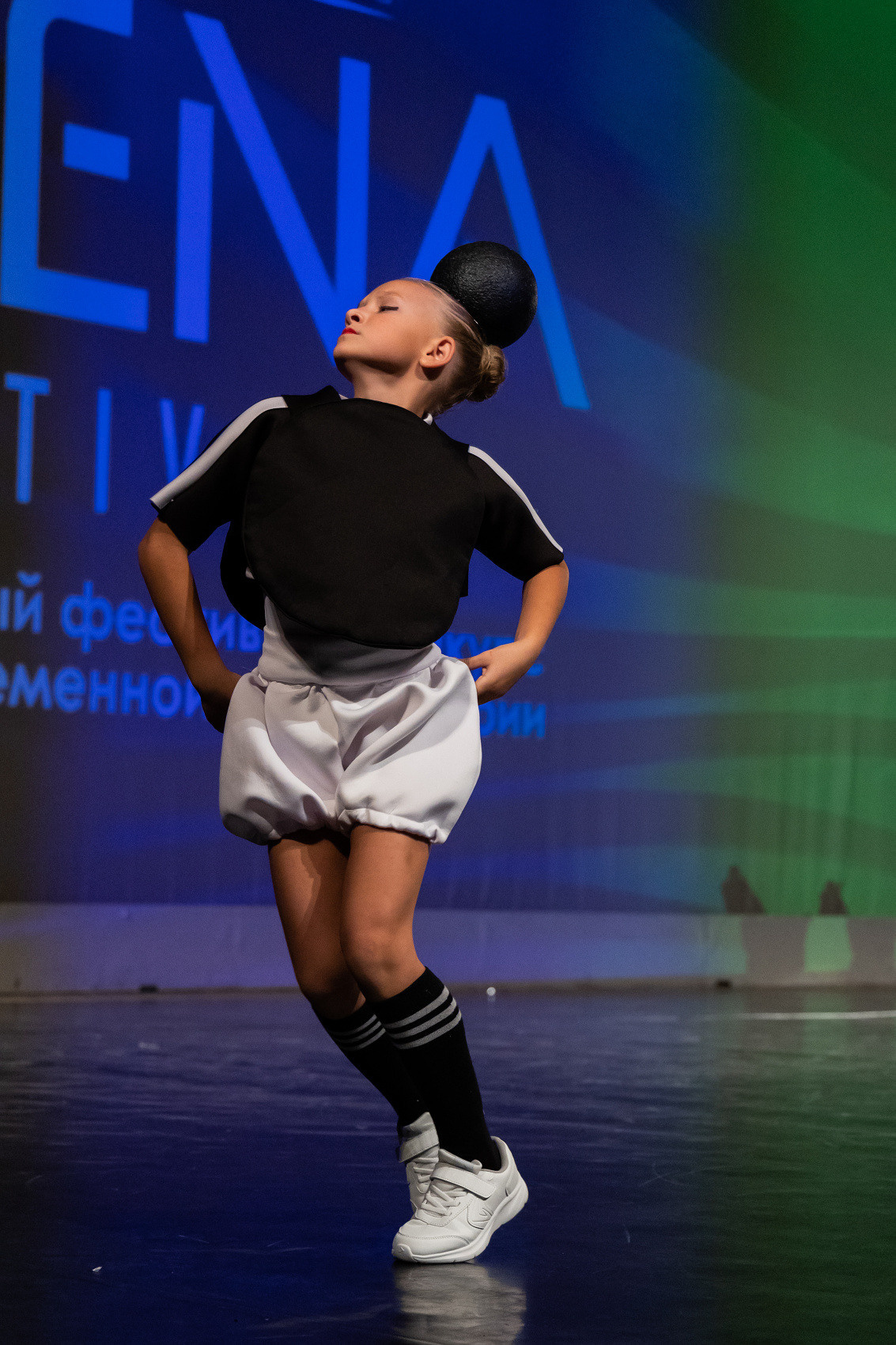 ТАНЦЫ. Фотостудия во Всеволожске. Подходит для всех творческих проектов