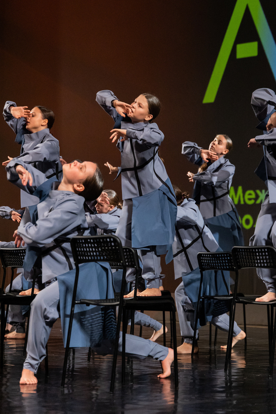 ТАНЦЫ. Фотостудия во Всеволожске. Подходит для всех творческих проектов