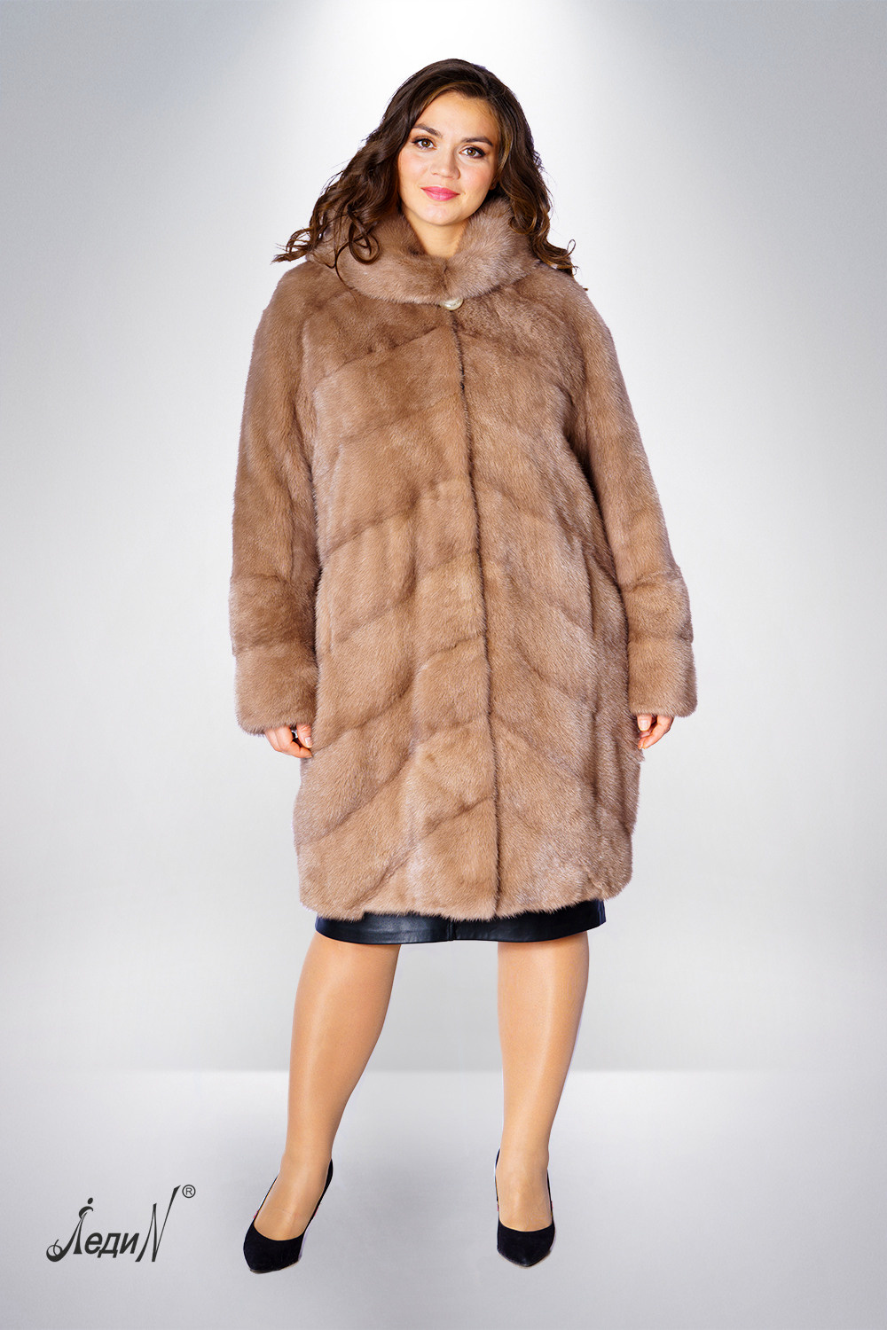 Меховые изделия. Предметный и фуд фотограф Санкт-Петербурга Сергей