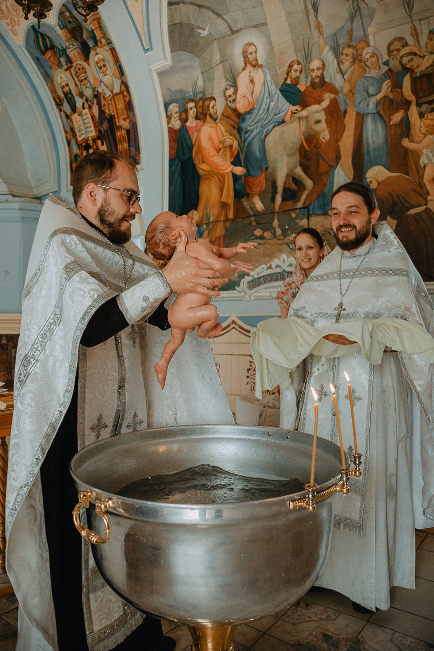 Крещение близняшек