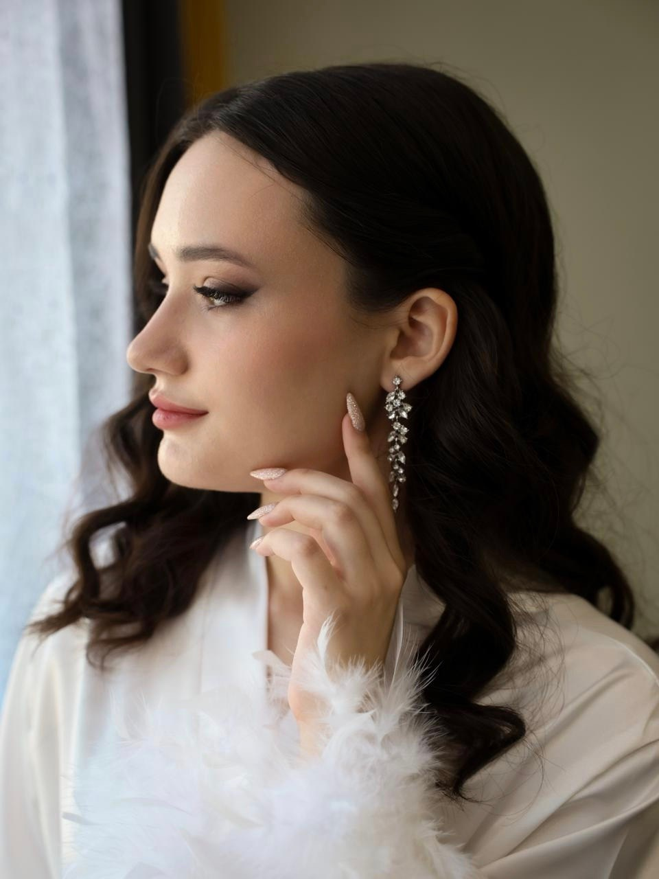 Свадебный образ макияж для невест Москве. СВАДЕБНЫЙ ВИЗАЖИСТ-СТИЛИСТ В МОСКВЕ ПРИЧЕСКИ МАКИЯЖ БРОВИ ВЫЕЗД