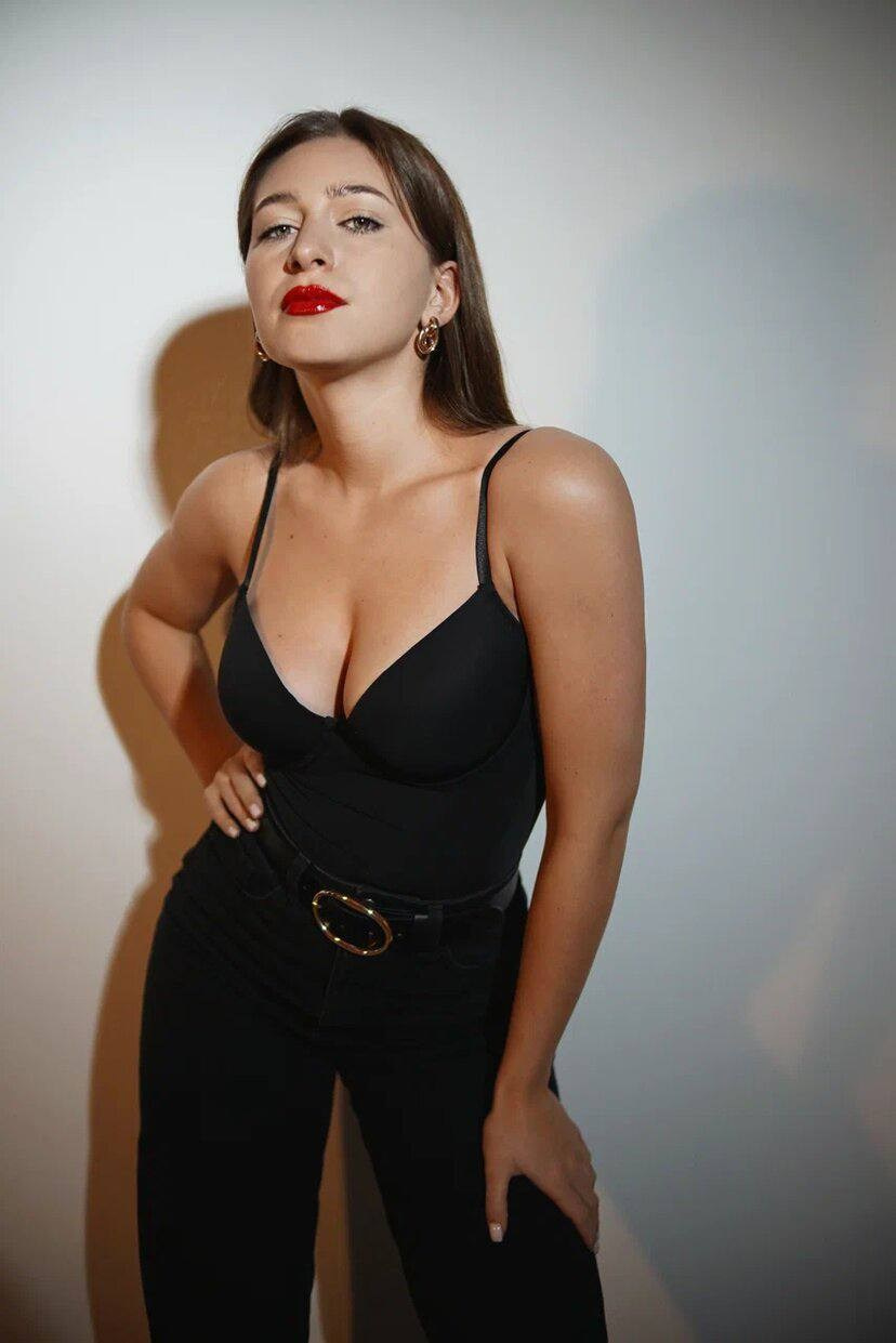 Модель Нина Подрайская. BostanPhoto. Фото и видеосъемка для маркетплейсов