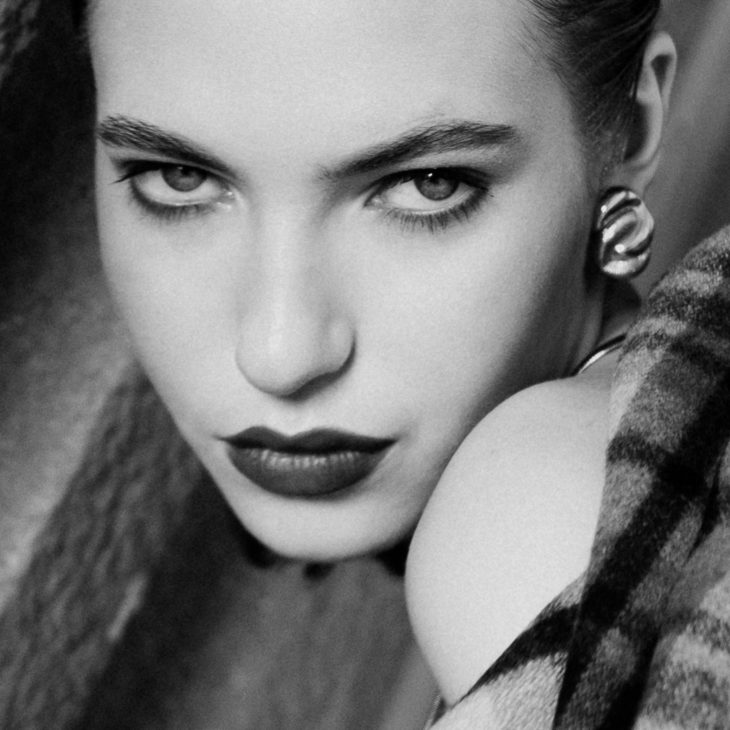 MARIA. TUTSARKIS — Art Director | Stylist | Photographer