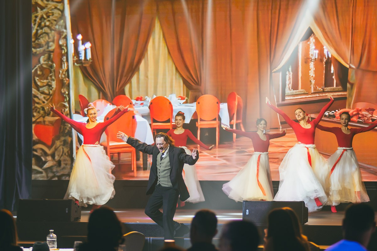 Old House Resort & Spa — «12 стульев»