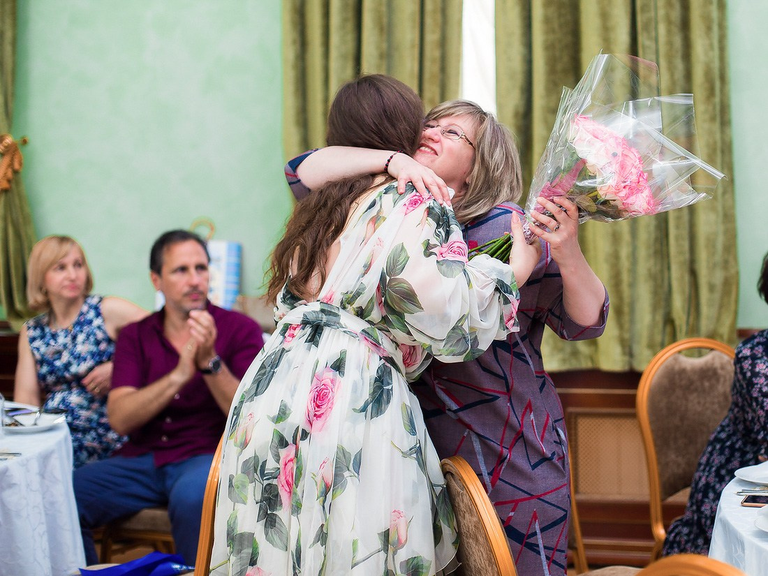 Выпускной в гимназии «Василиада». Репортажный фотограф Борис Геер