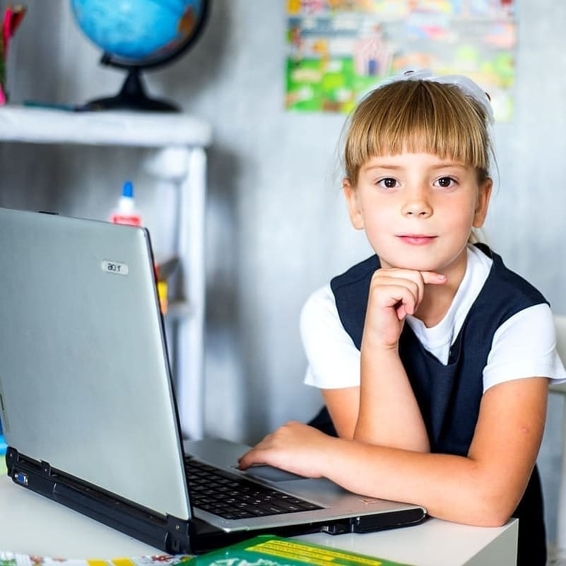 Фотопроект «День знанаий». Фотограф. Выпускные альбомы в Барнауле