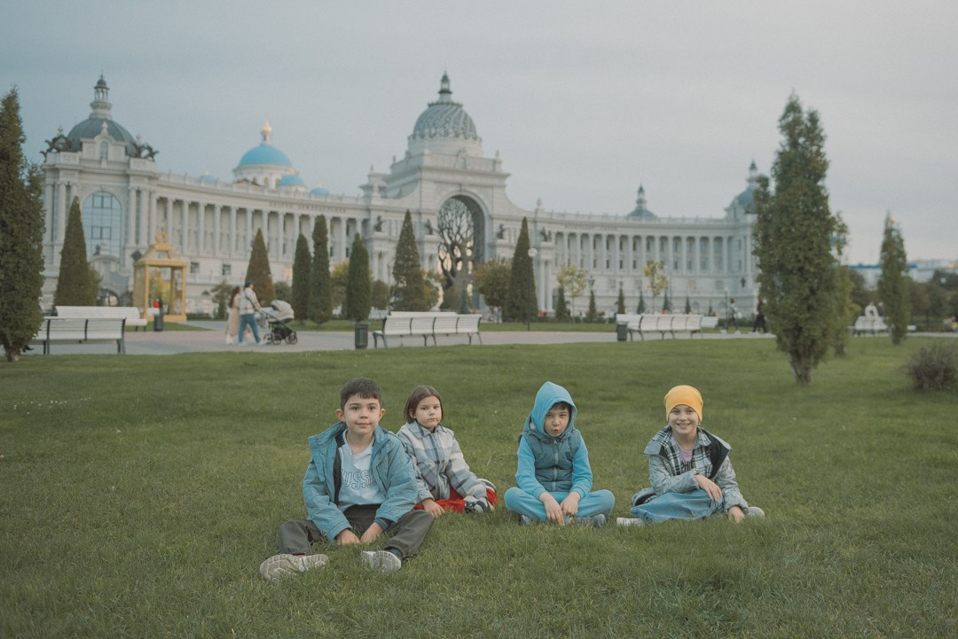 Фотопрогулка одноклассников. 2 класс