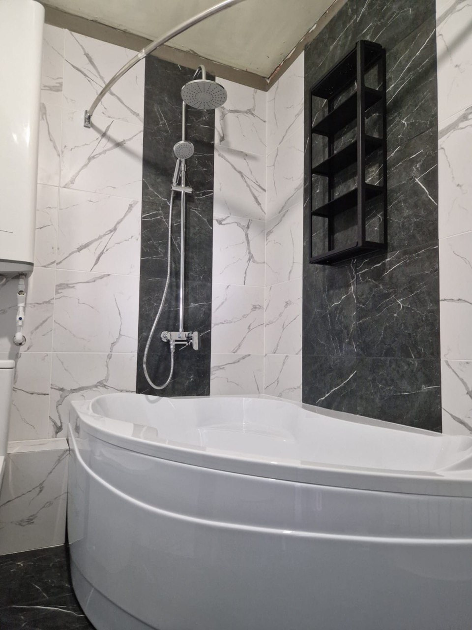 Ванная комната (г. Зеленодольск ул. Мичурина д. 44). Ремонт санузла, туалета, ванной под ключ в Казани. Укладка плитки