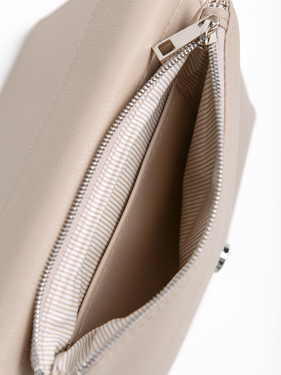 Сумка-клатч. Контент фотограф, съемка для маркетплейсов, фуд съемка и репортажи в Новосибирске Ралия Галеева