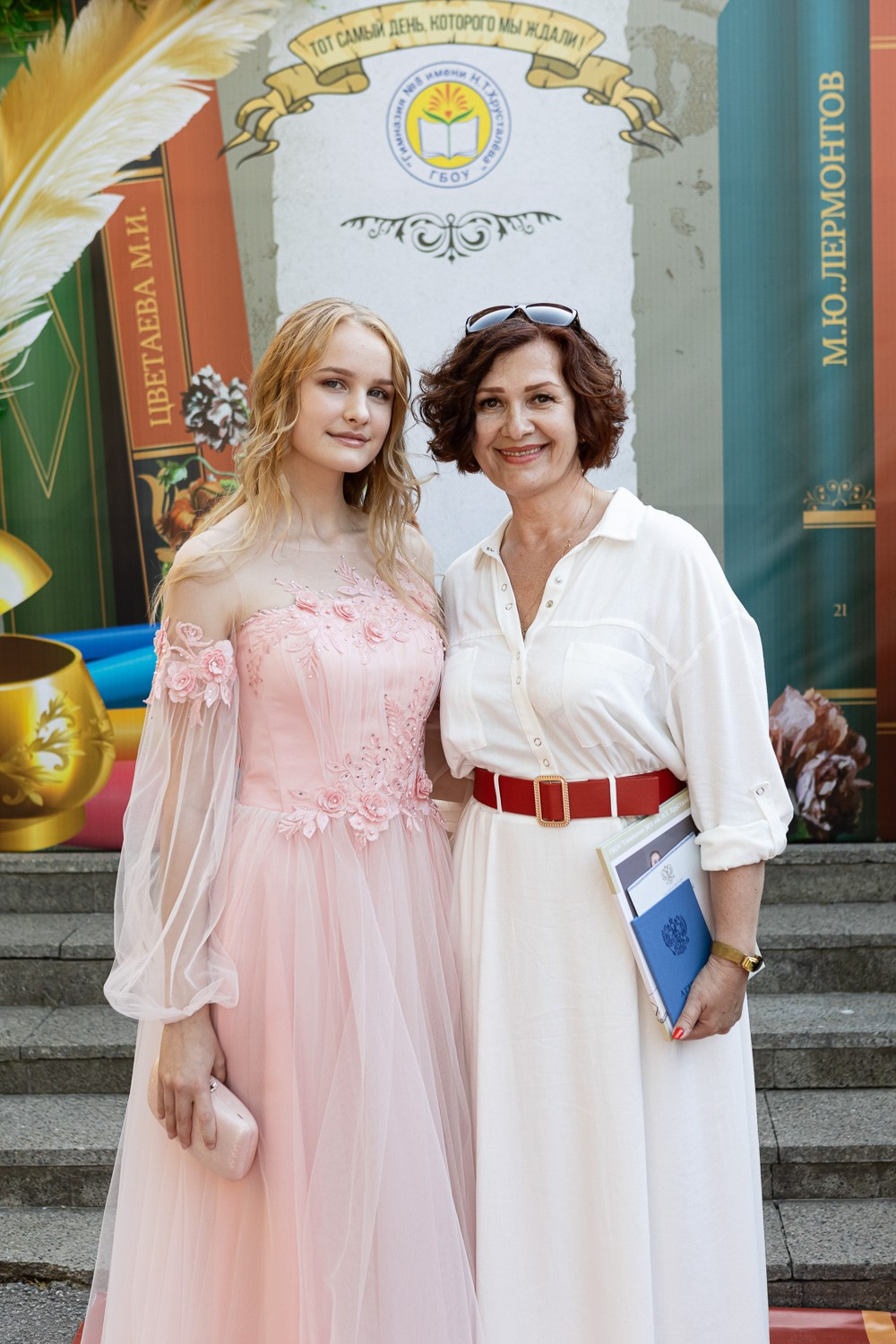 Фотосъёмка выпускного в школе. Свадебный фотограф, фотосъемка в Крыму, Севастополе, Симферополе, Ялте