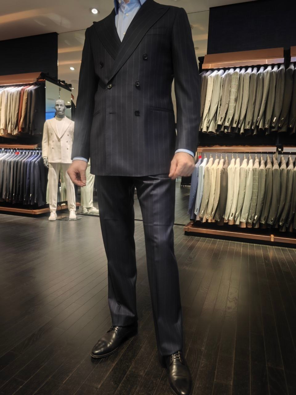 Стилизация мужского гардероба, разбор гардероба, шопинг в Москве. Стилист — имиджмейкер в Москве Дарья Фастован