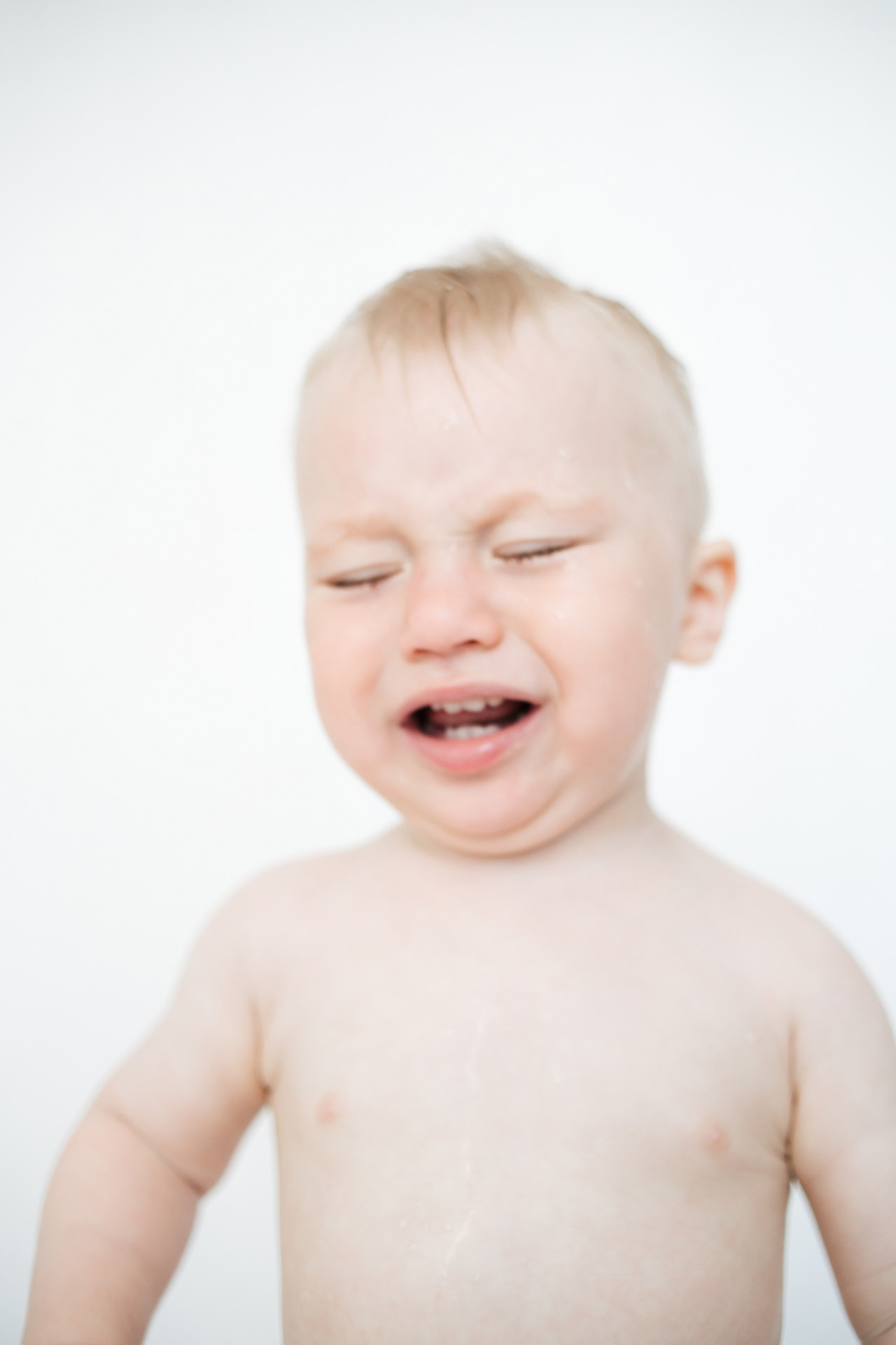 Купание в ванночке. Семейный и детский фотограф в Санкт-Петербурге Авдошова Надежда