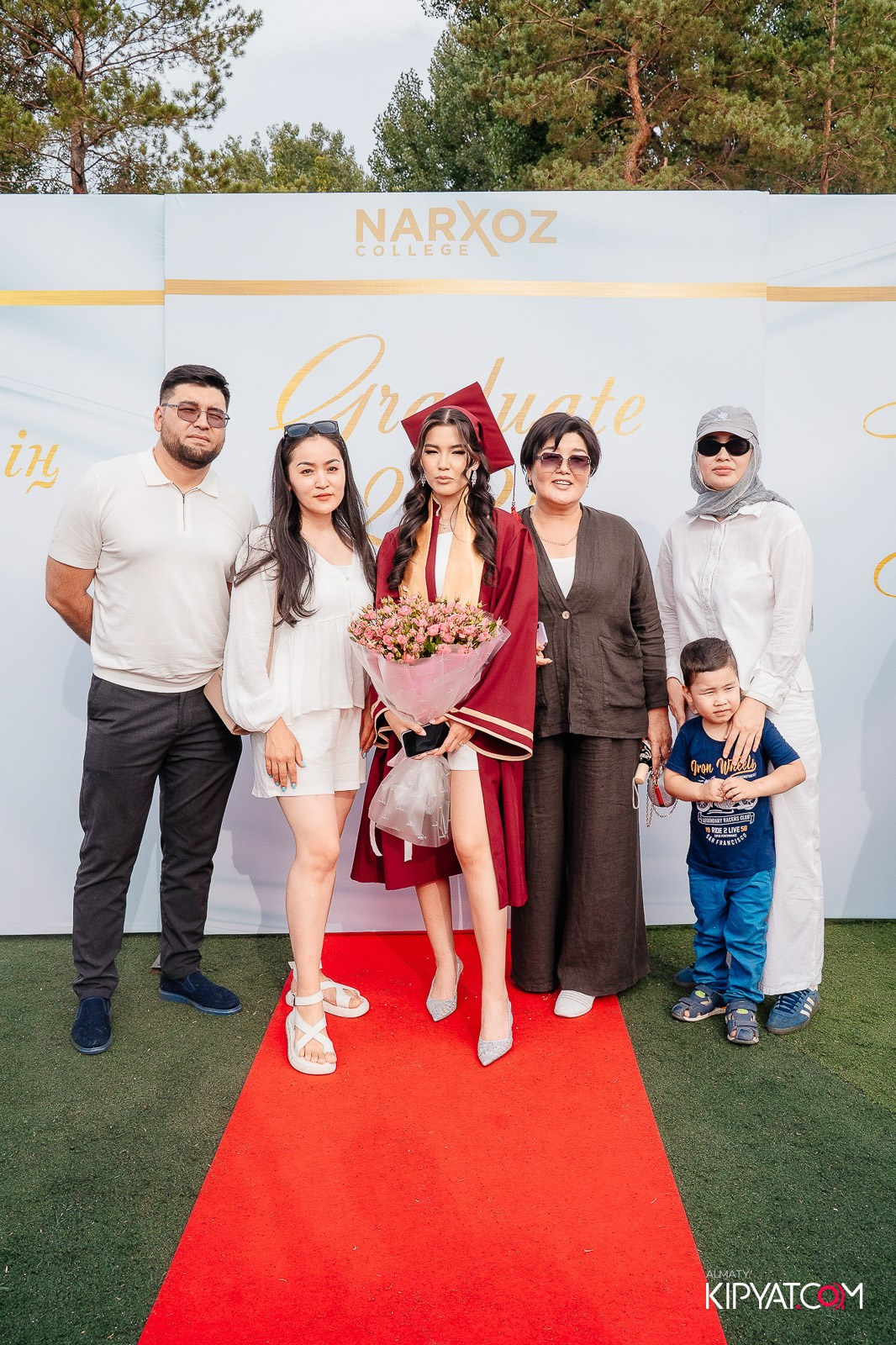 ВРУЧЕНИЕ ДИПЛОМОВ — НАРХОЗ КОЛЛЕДЖ. Part 1. КИПЯТКОМ АЛМАТЫ!