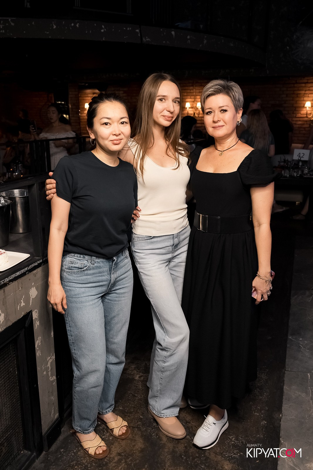 МУЗЫКАЛЬНОЕ ЛОТО В HIT RETRO. КИПЯТКОМ АЛМАТЫ!