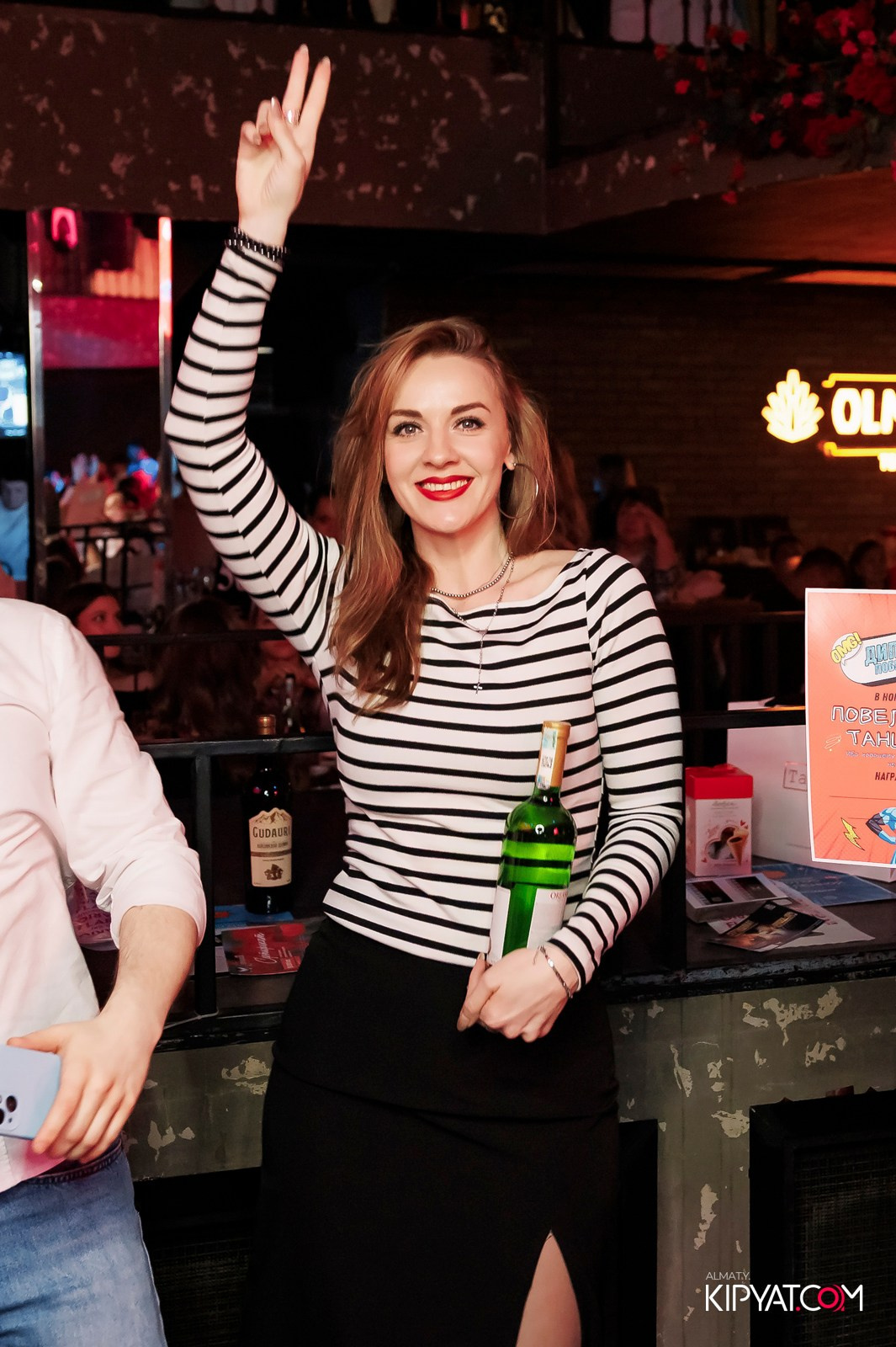 МУЗЫКАЛЬНОЕ ЛОТО В HIT RETRO. КИПЯТКОМ АЛМАТЫ! Фотосъемка мероприятий в Алматы