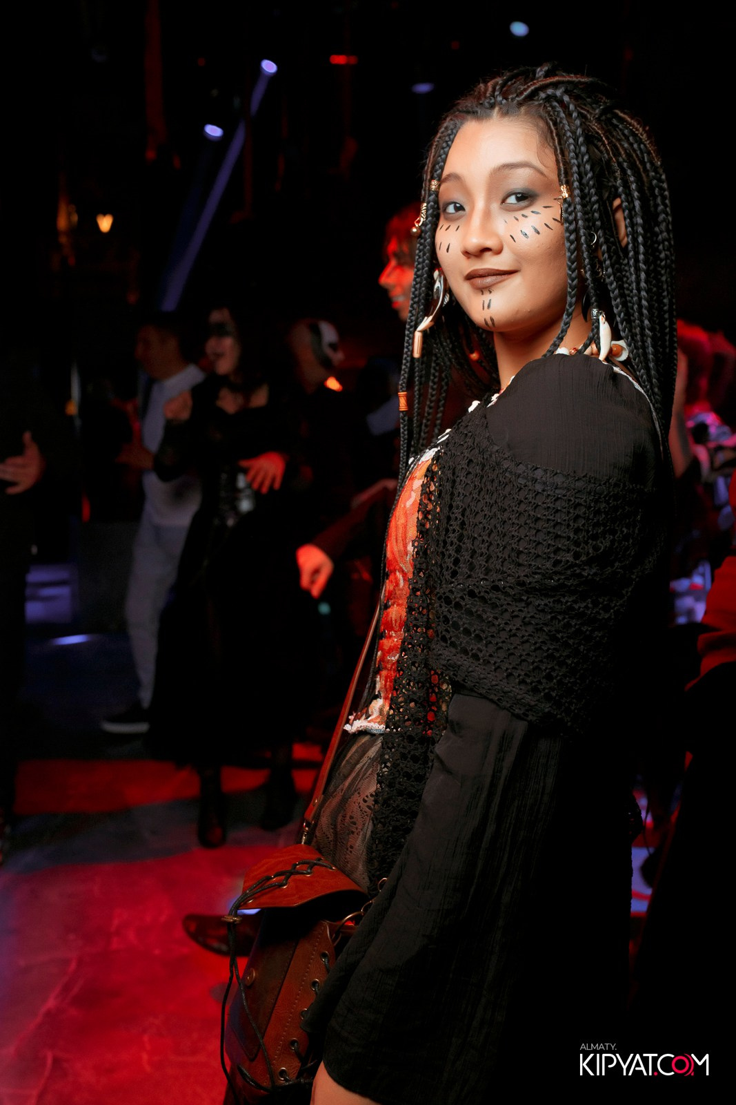 БАЛ НЕЧИСТИ В HIT RETRO. КИПЯТКОМ АЛМАТЫ!