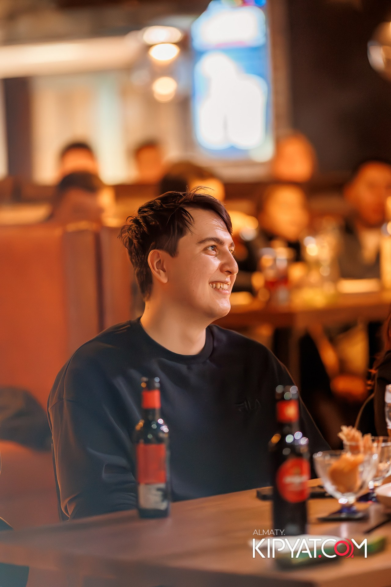 СОЛЬНЫЙ СТЕНДАП КОНЦЕРТ АЛЕКСАНДРА МЕРКУЛЬ. КИПЯТКОМ АЛМАТЫ!