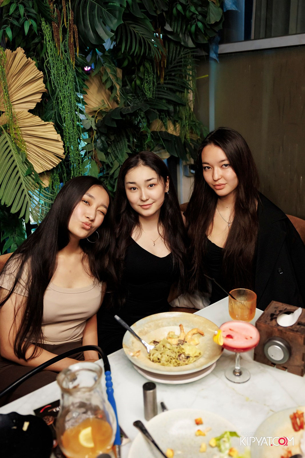 ДОРОГАЯ, Я НЕ ПИЛ. КИПЯТКОМ АЛМАТЫ!