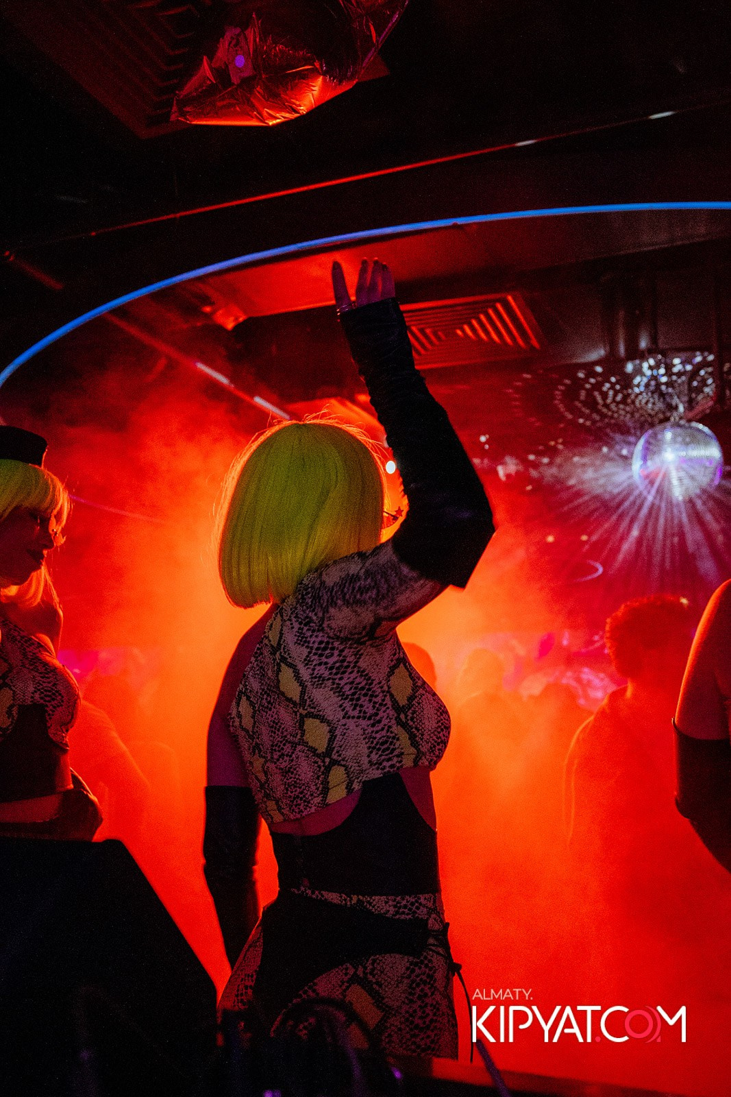 EVENT BAR. КИПЯТКОМ АЛМАТЫ!