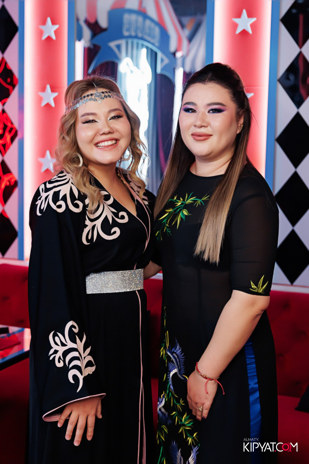 ЗАЯ, НА БИС. КИПЯТКОМ АЛМАТЫ!