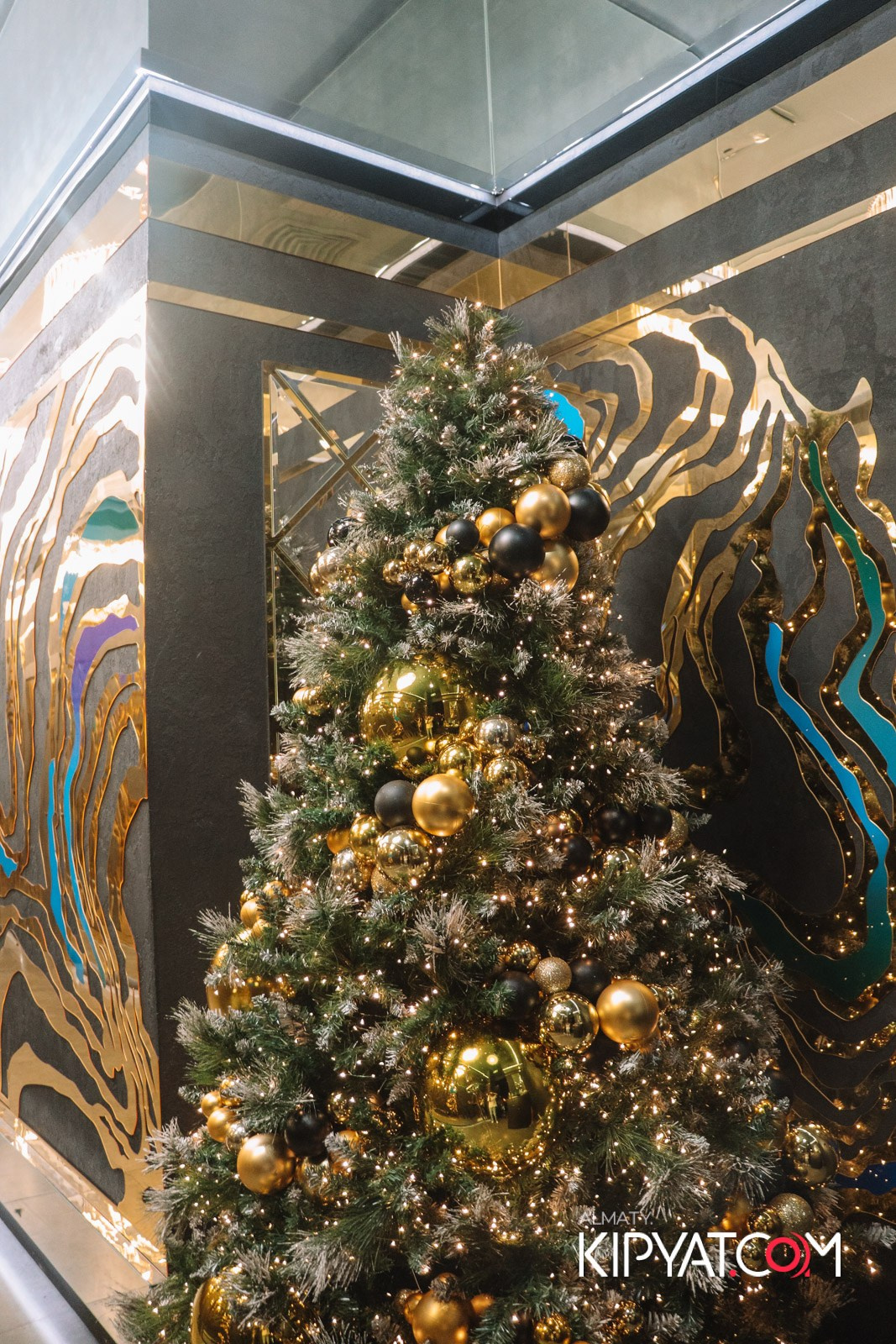 MOOD KARAOKE & TERACCE. КИПЯТКОМ АЛМАТЫ!