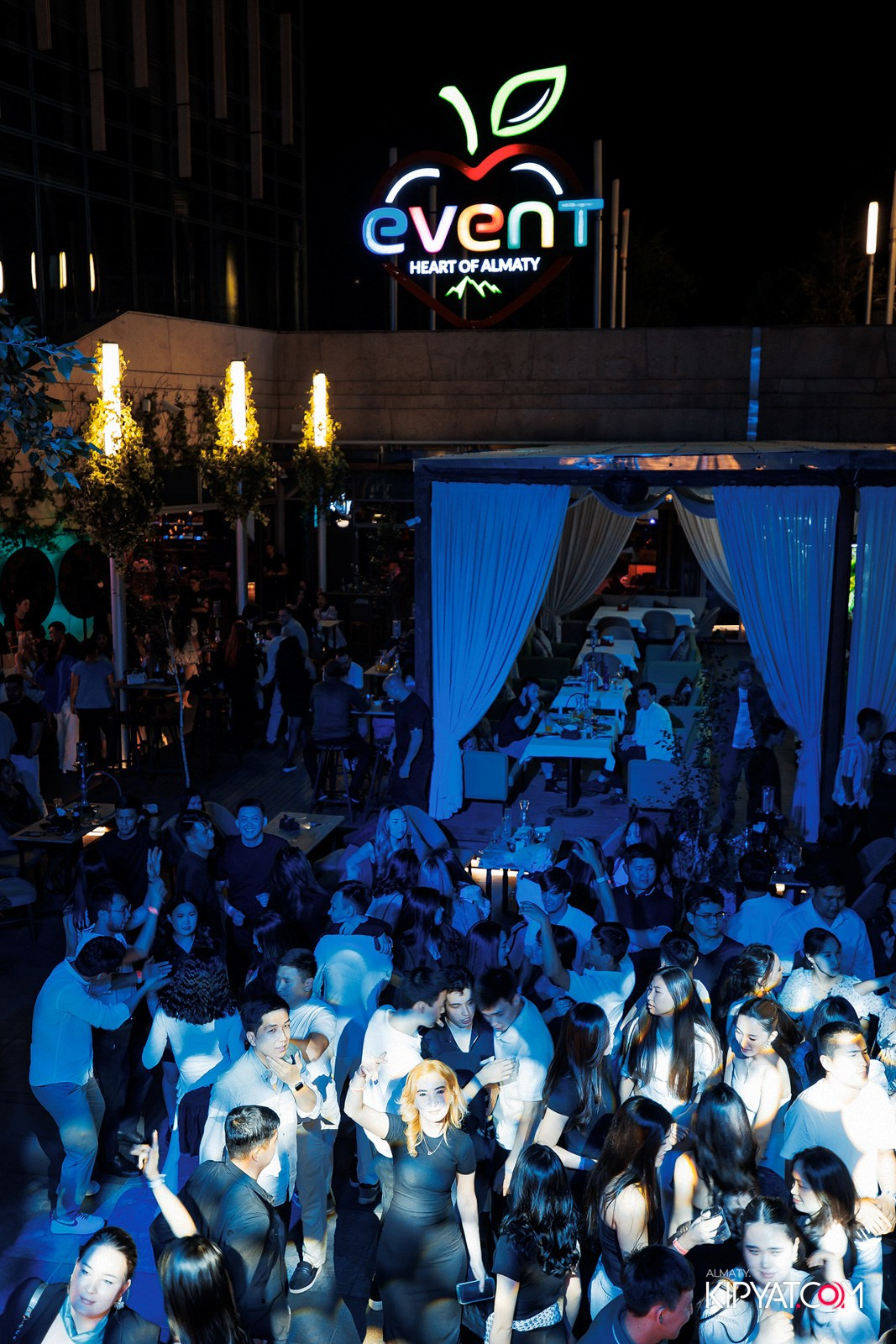 EVENT BAR. КИПЯТКОМ АЛМАТЫ!