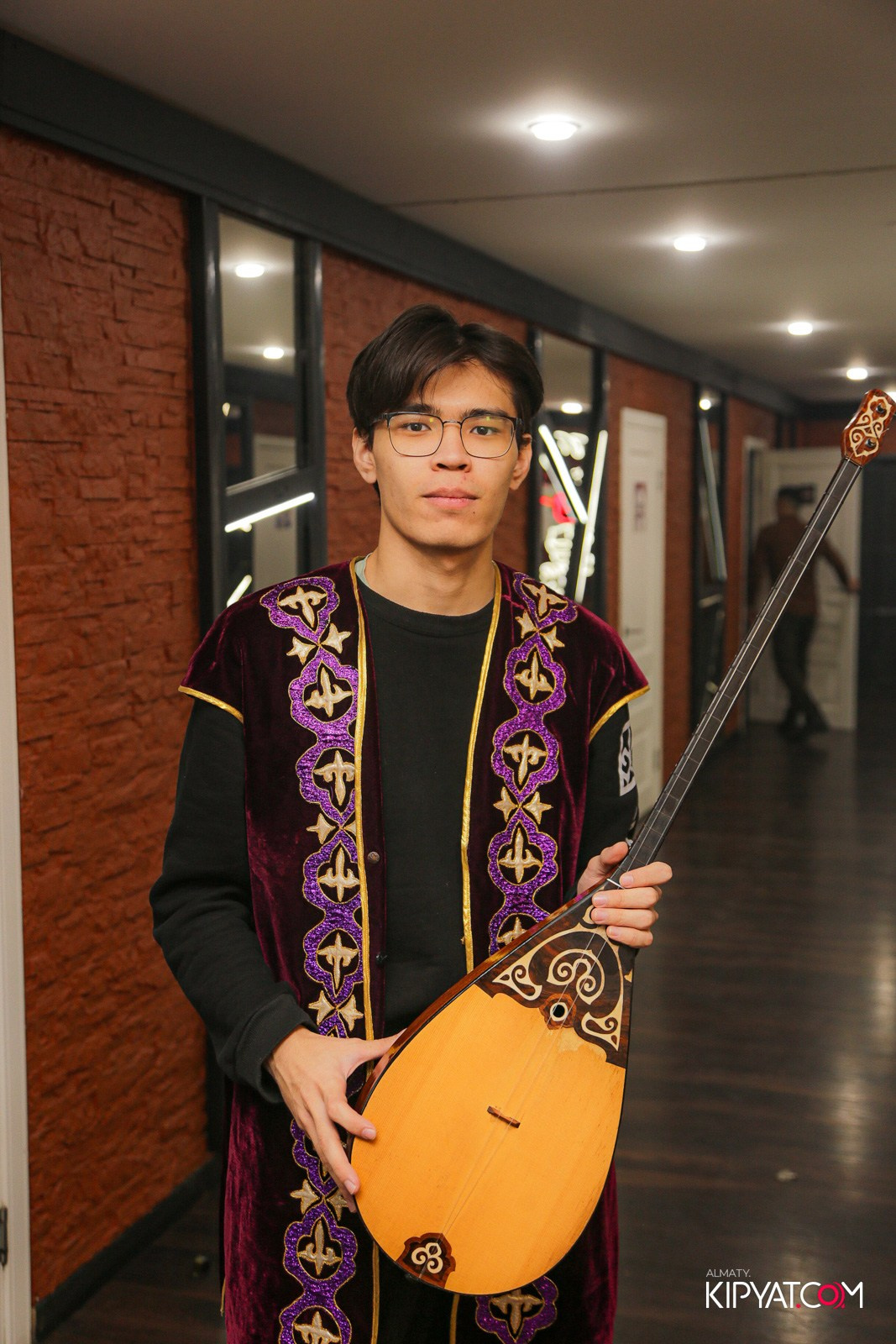 УХО И МЕДВЕДЬ НА САИНА. КИПЯТКОМ АЛМАТЫ!