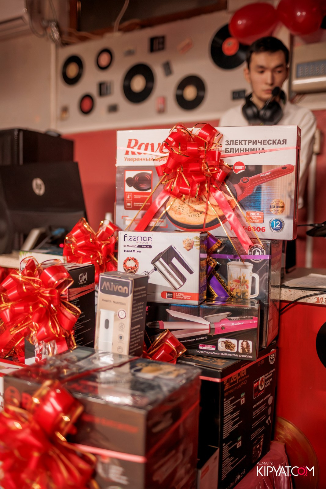 ПИОНЕРСКАЯ ПРАВДА. КИПЯТКОМ АЛМАТЫ!