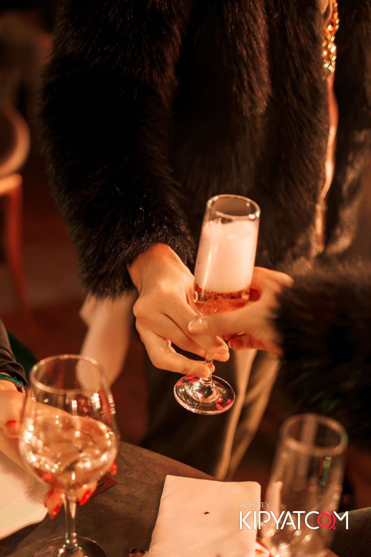 PATRIKI RESTAURANT. КИПЯТКОМ АЛМАТЫ!