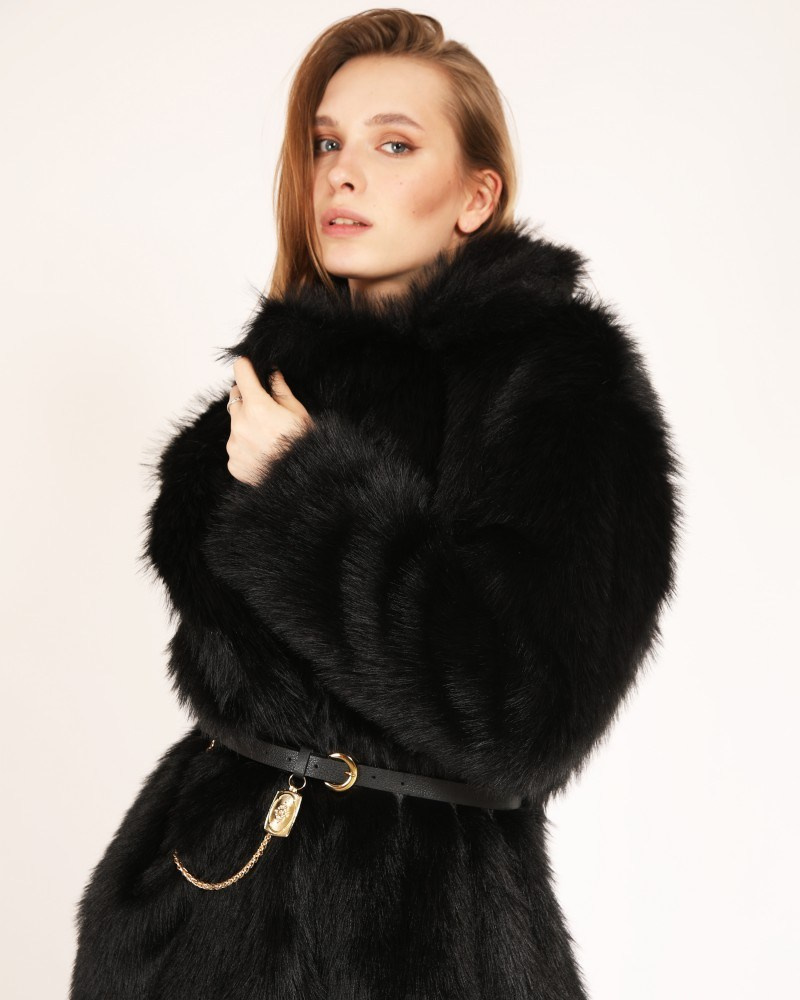 Julia. Modeling agency TM MODELS