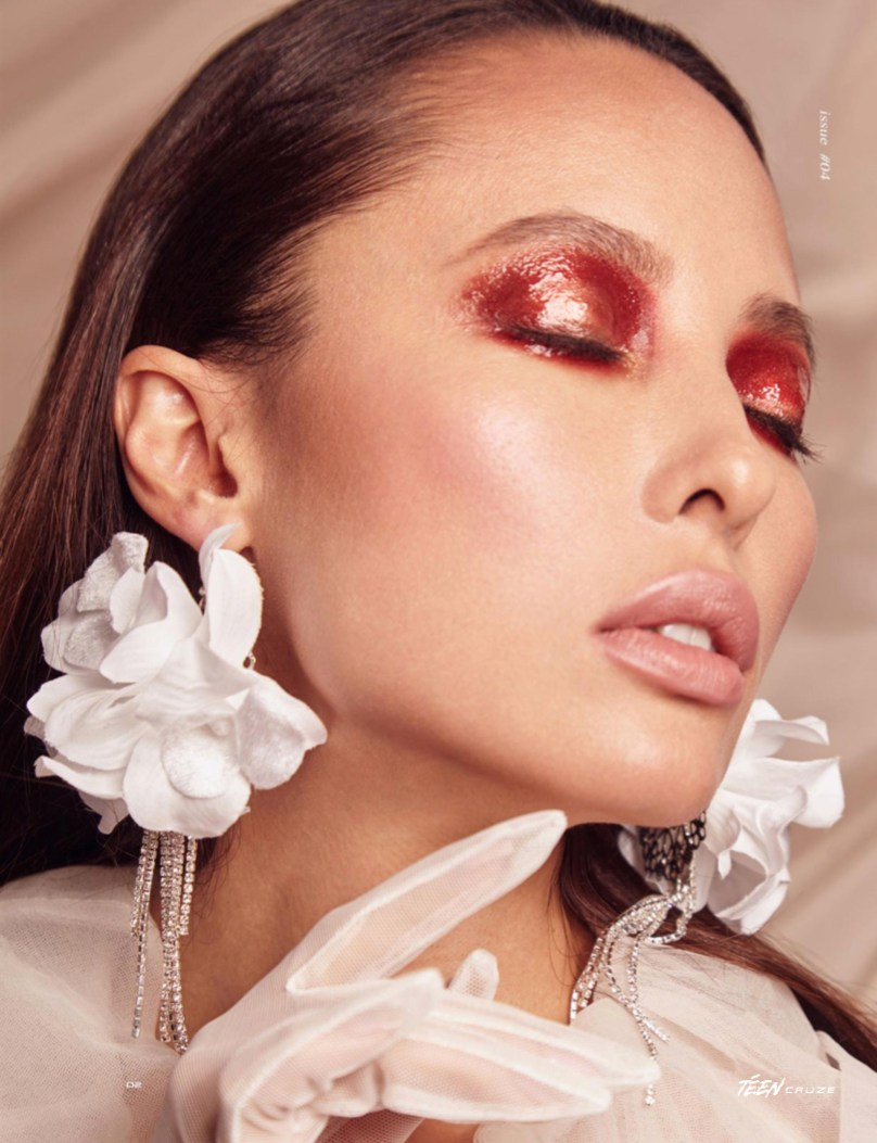 Публикации в журналах. Звездный фотограф Алина Голубь. Москва