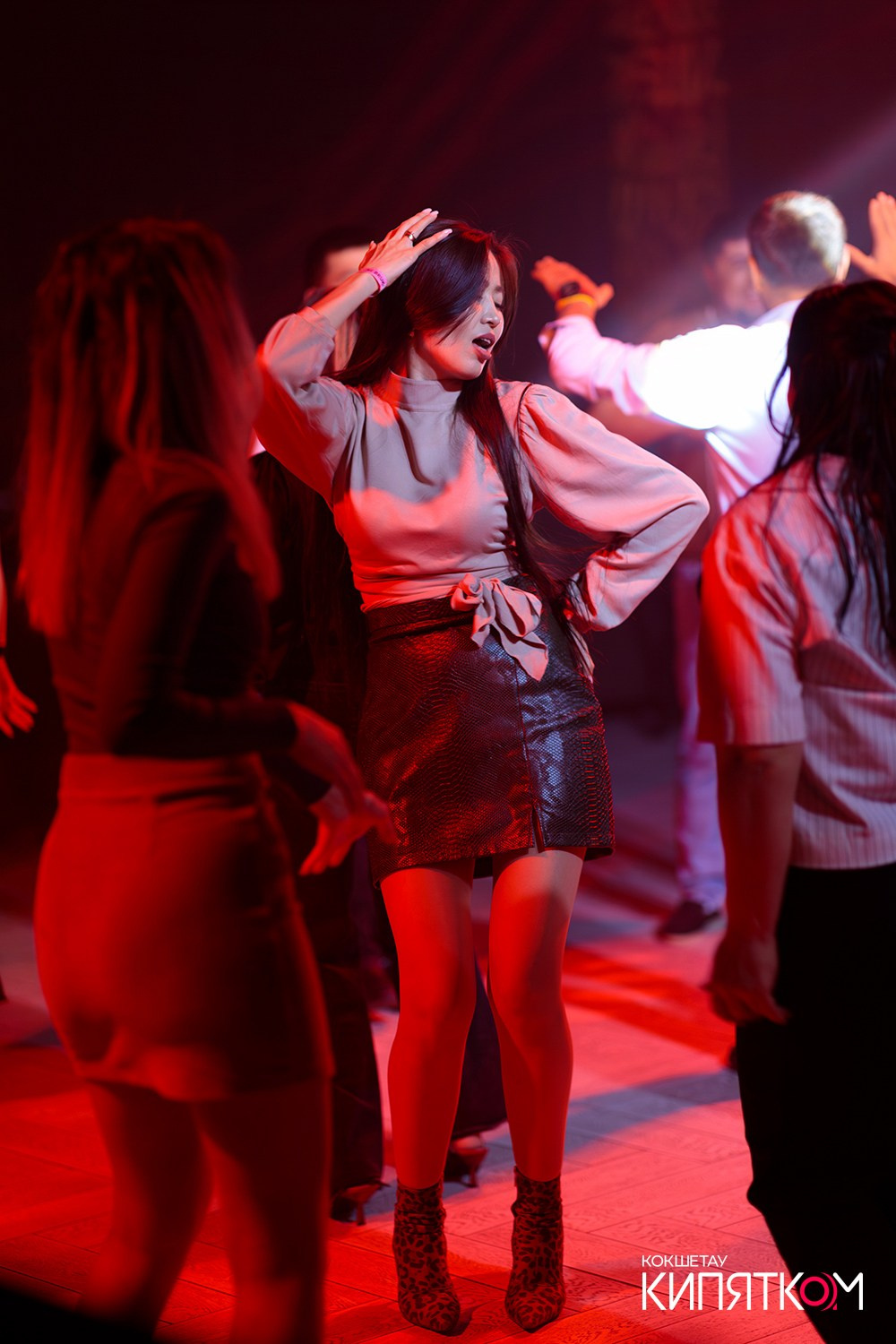 NE BRUKLIN. КИПЯТКОМ КОКШЕТАУ