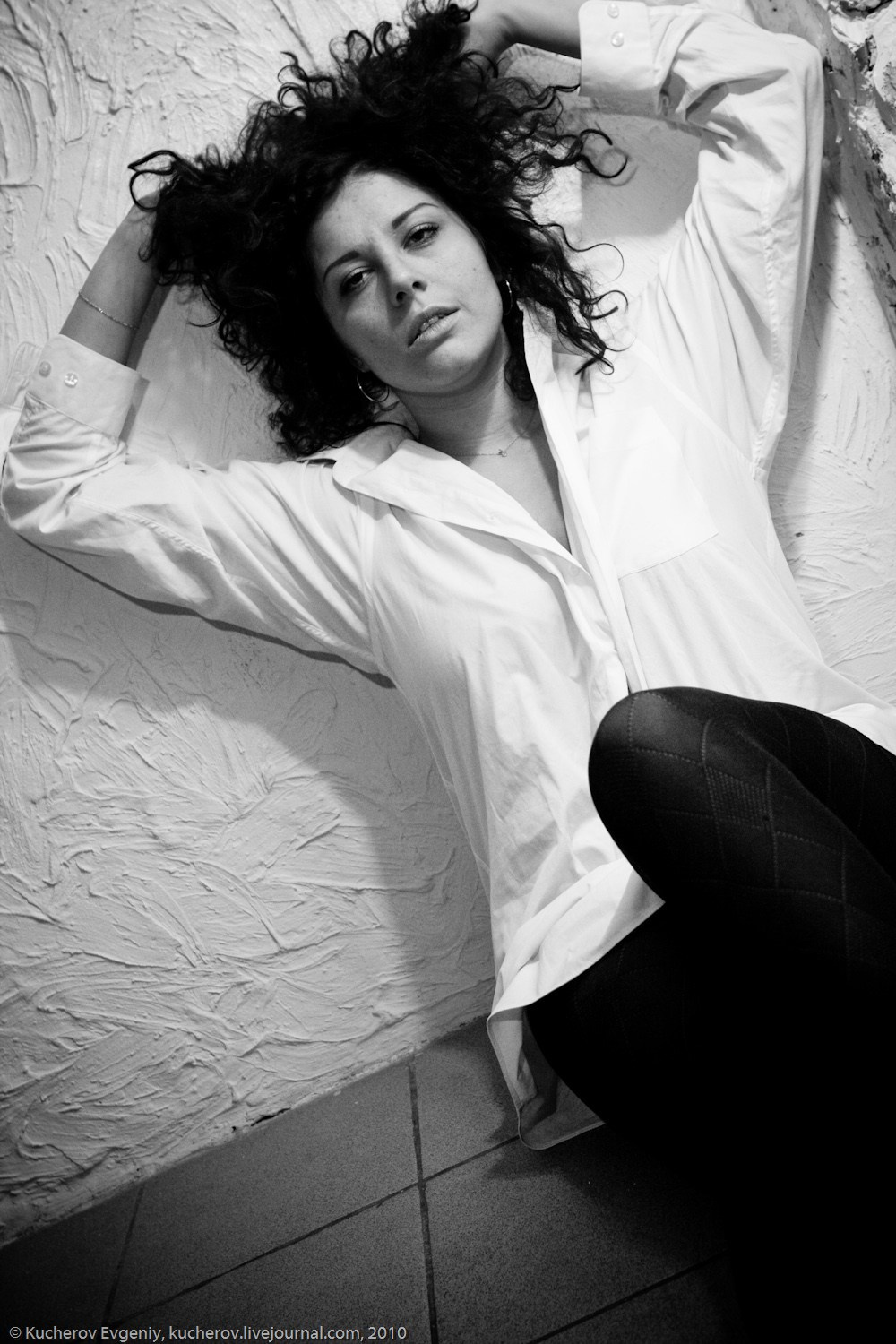 Маша и бильярд. Кучеров Евгений. Фотограф