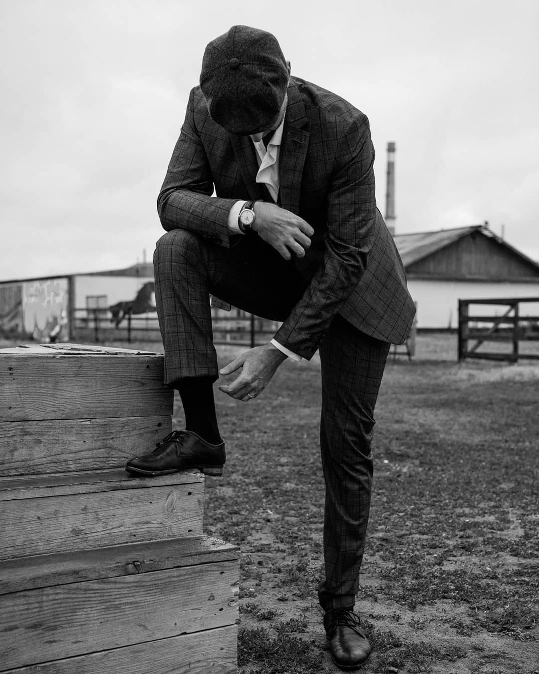 Острые козырьки. Анна Парсанова.ФОТОГРАФ